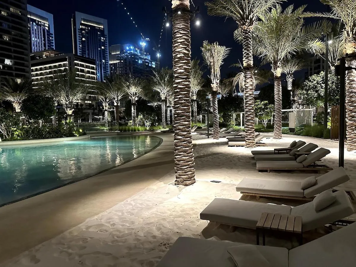 Amakin Bayshore Creek Beach Dubai Apartment